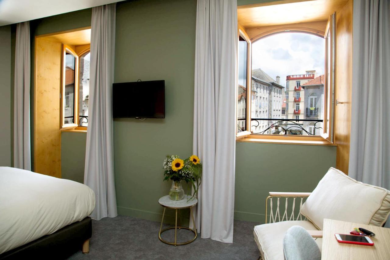 Le Patio Hotel Yssingeaux Exterior photo